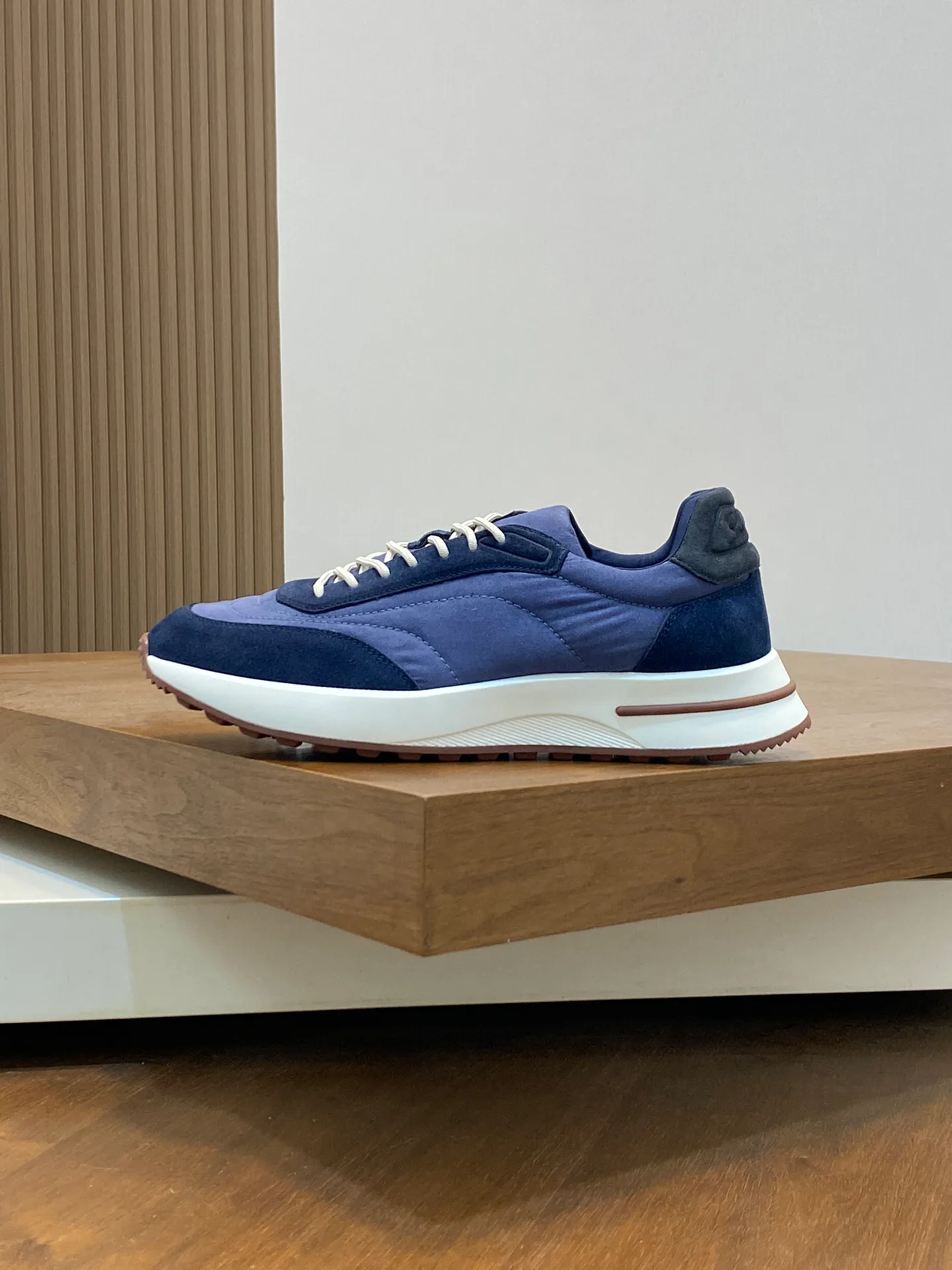 Men's Sneakers LORO PIANA 17942767