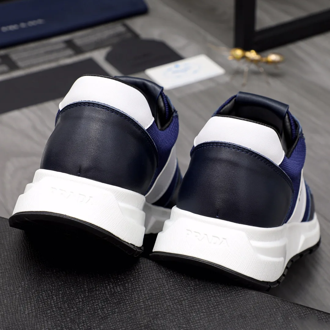 Women's Sneakers PRADA 17429921