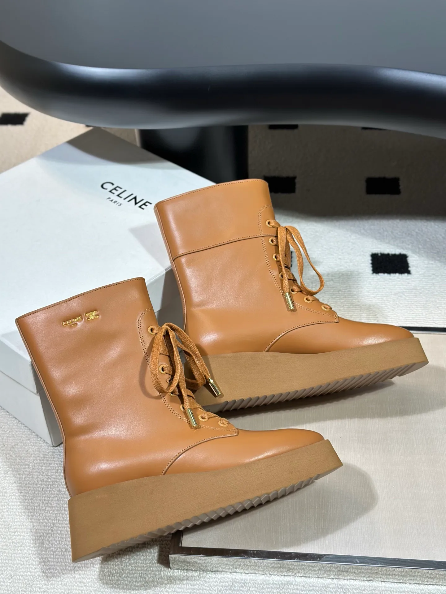 Women's Ankle Boots CELINE 18041690