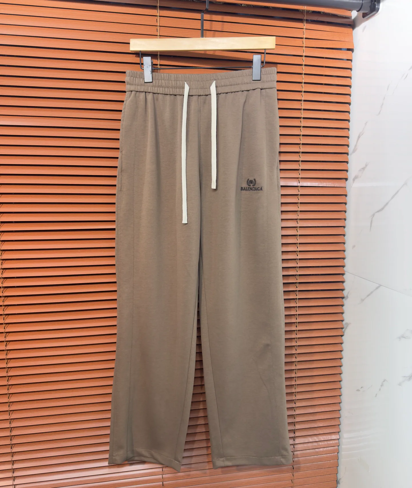 Men's Trousers BALENCIAGA 18098317