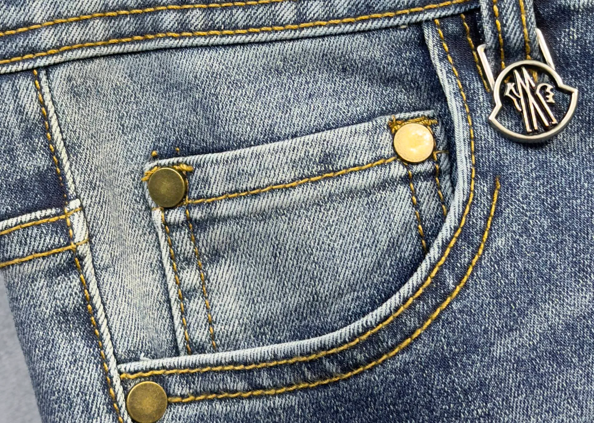Men's Jeans MONCLER 18098372