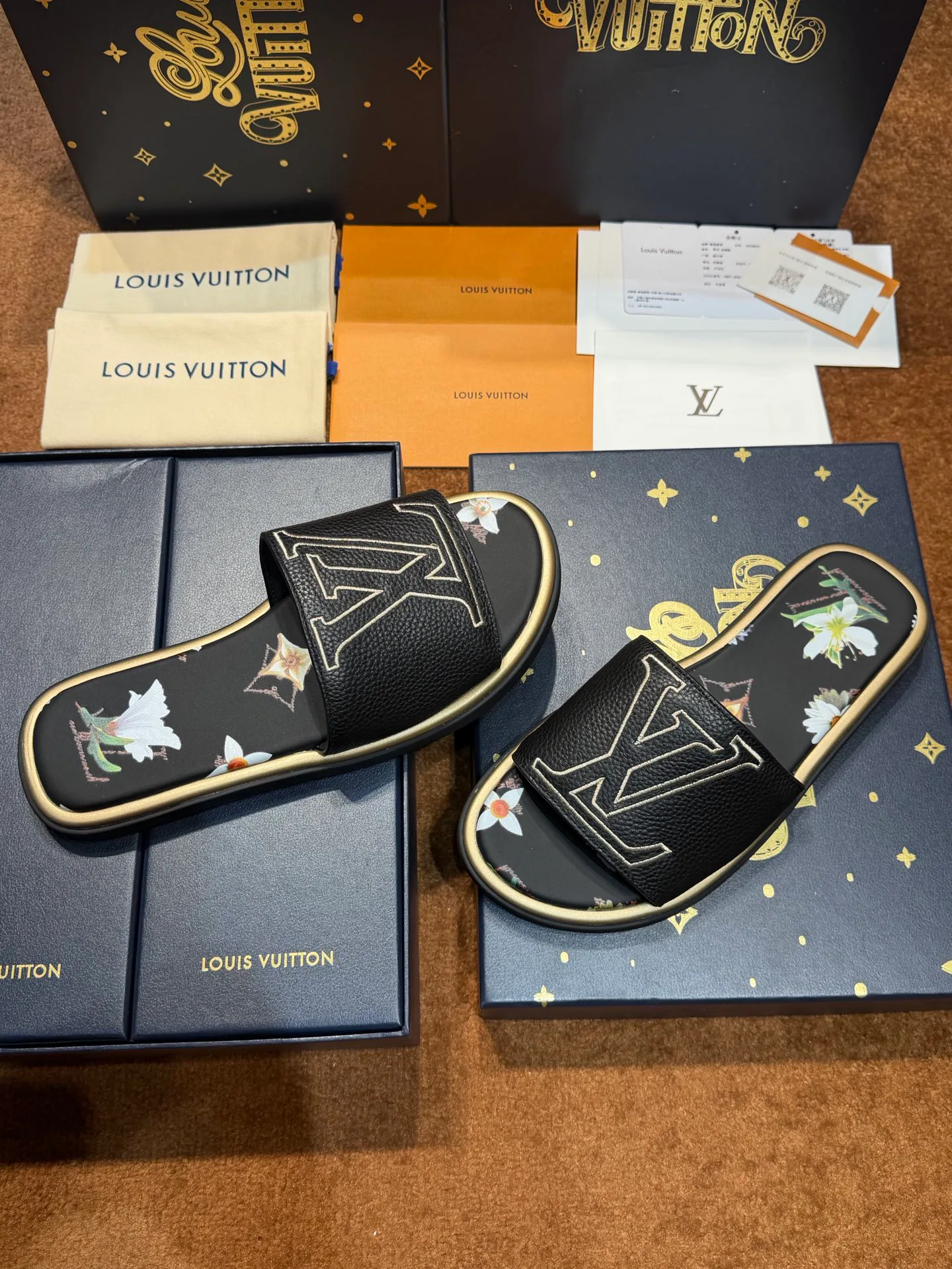 Women's Flip-Flops LOUIS VUITTON 17059504