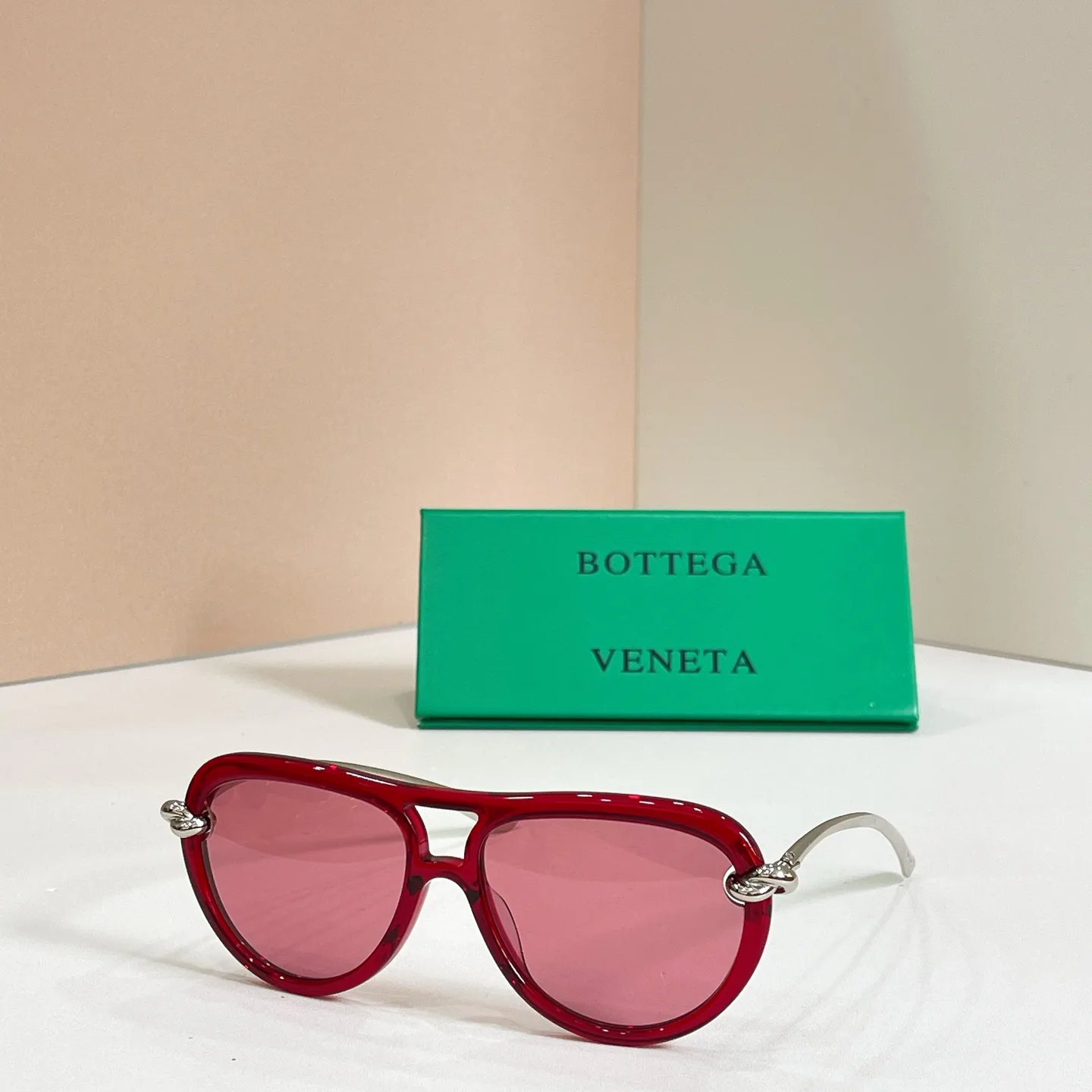 Glasses BOTTEGA VENETA 17949259