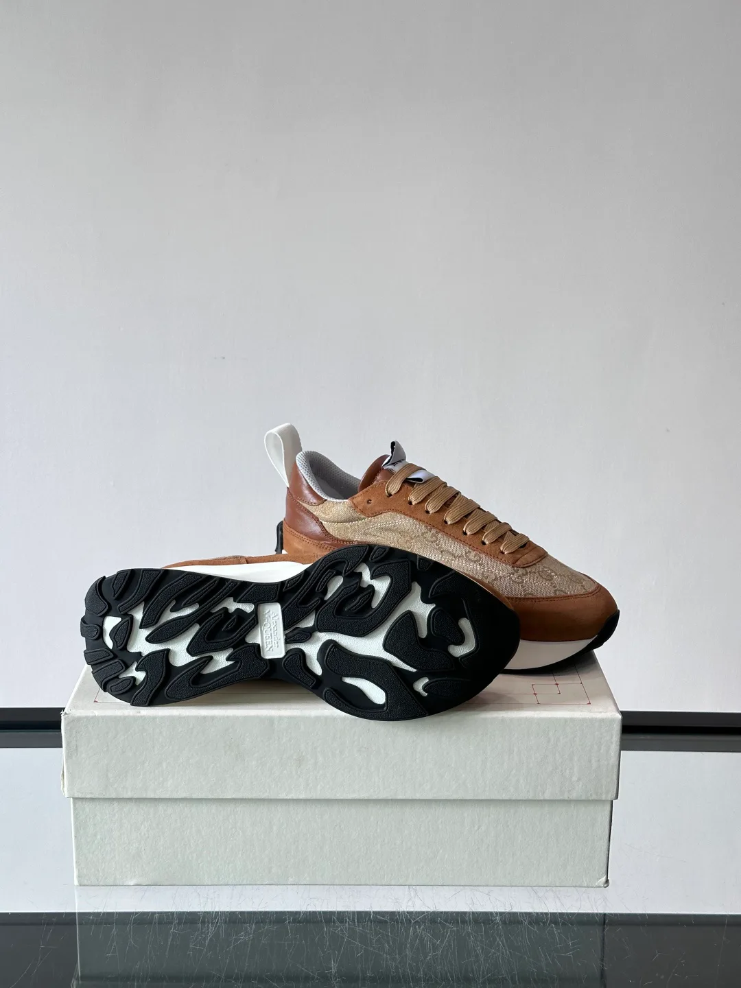 Women's Sneakers ALEXANDER MCQUEEN 17876157