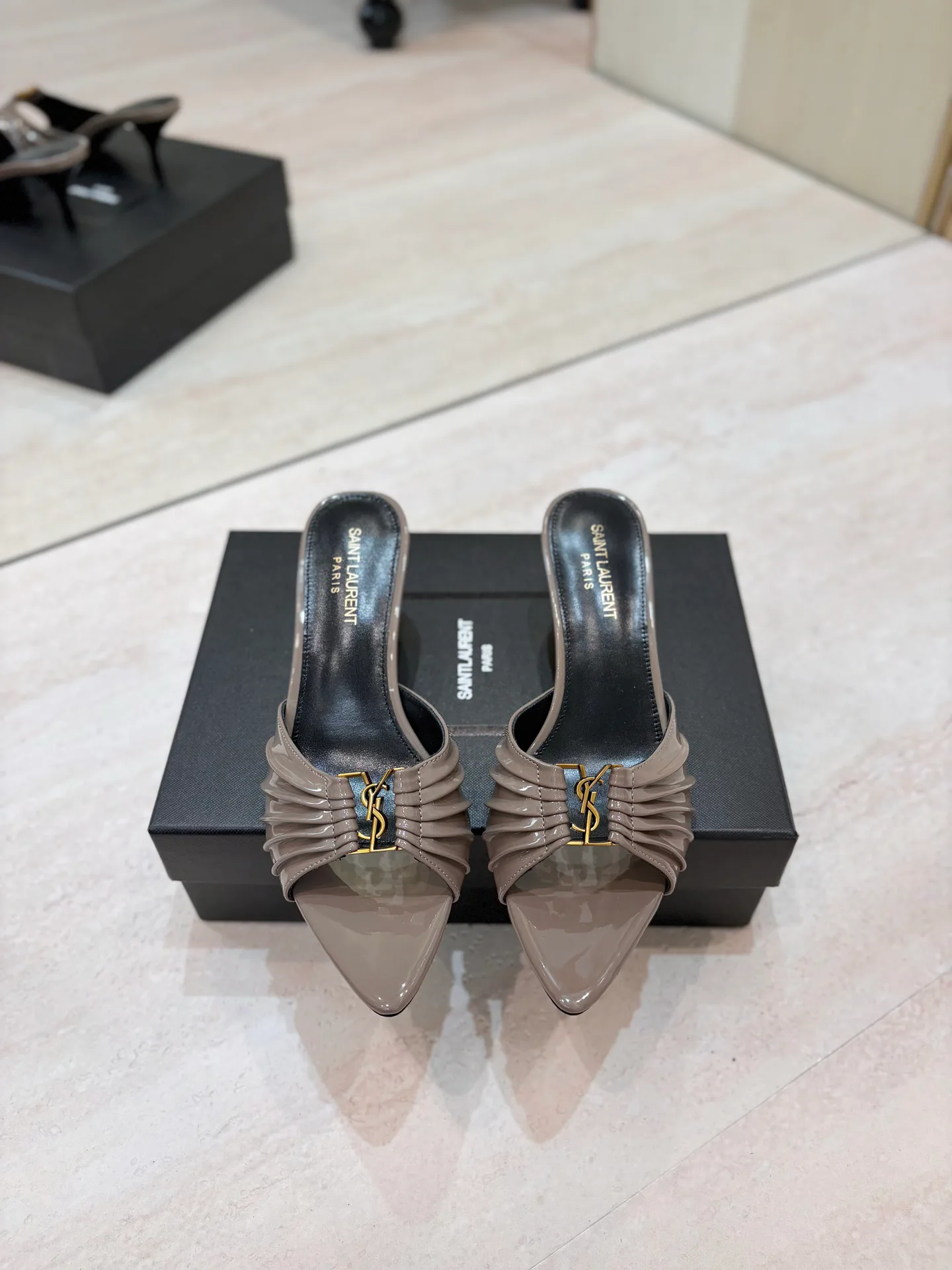 Women's Mules And Clogs SAINT LAURENT 17476078