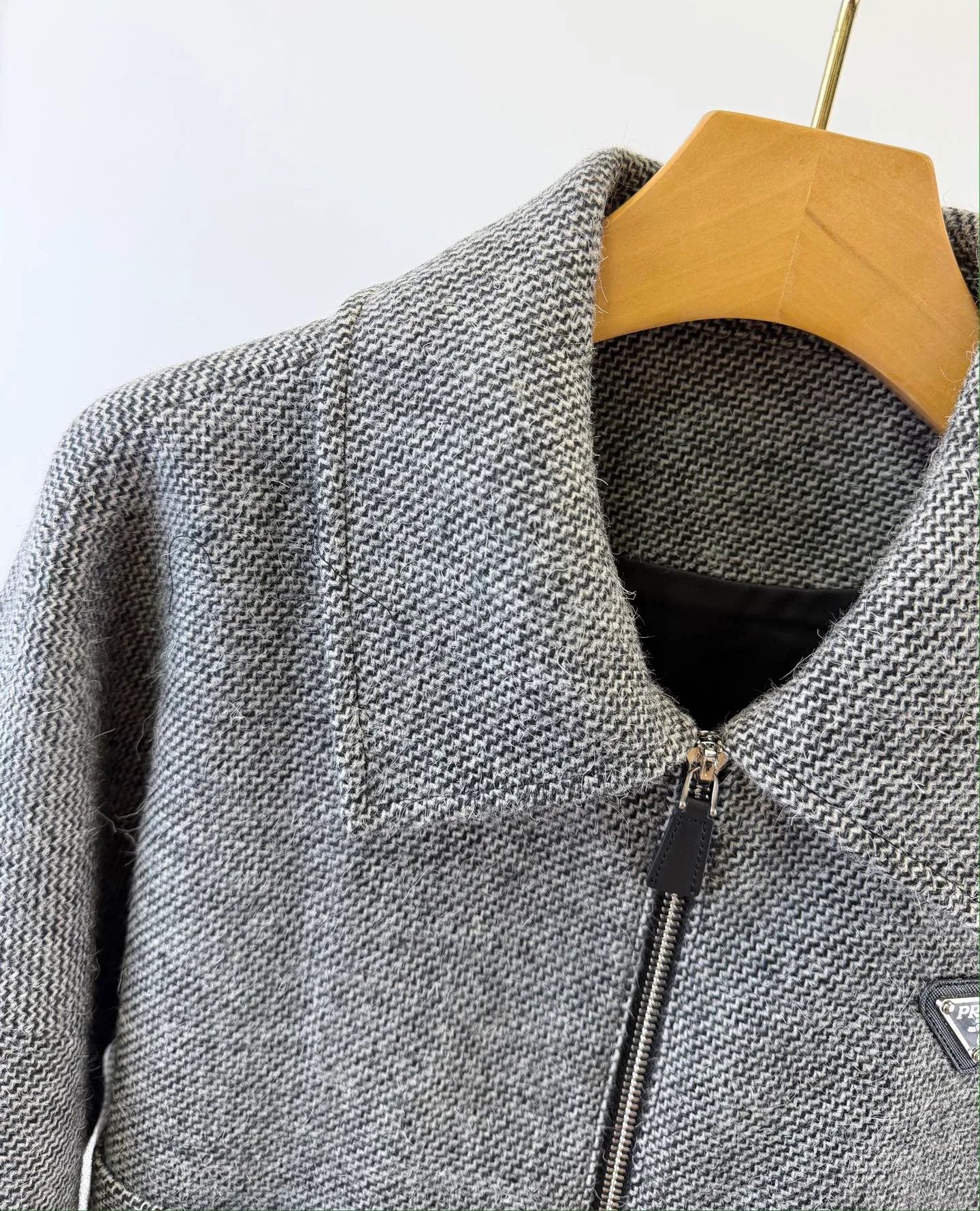 Women's Jackets And Down Jackets PRADA 18276383