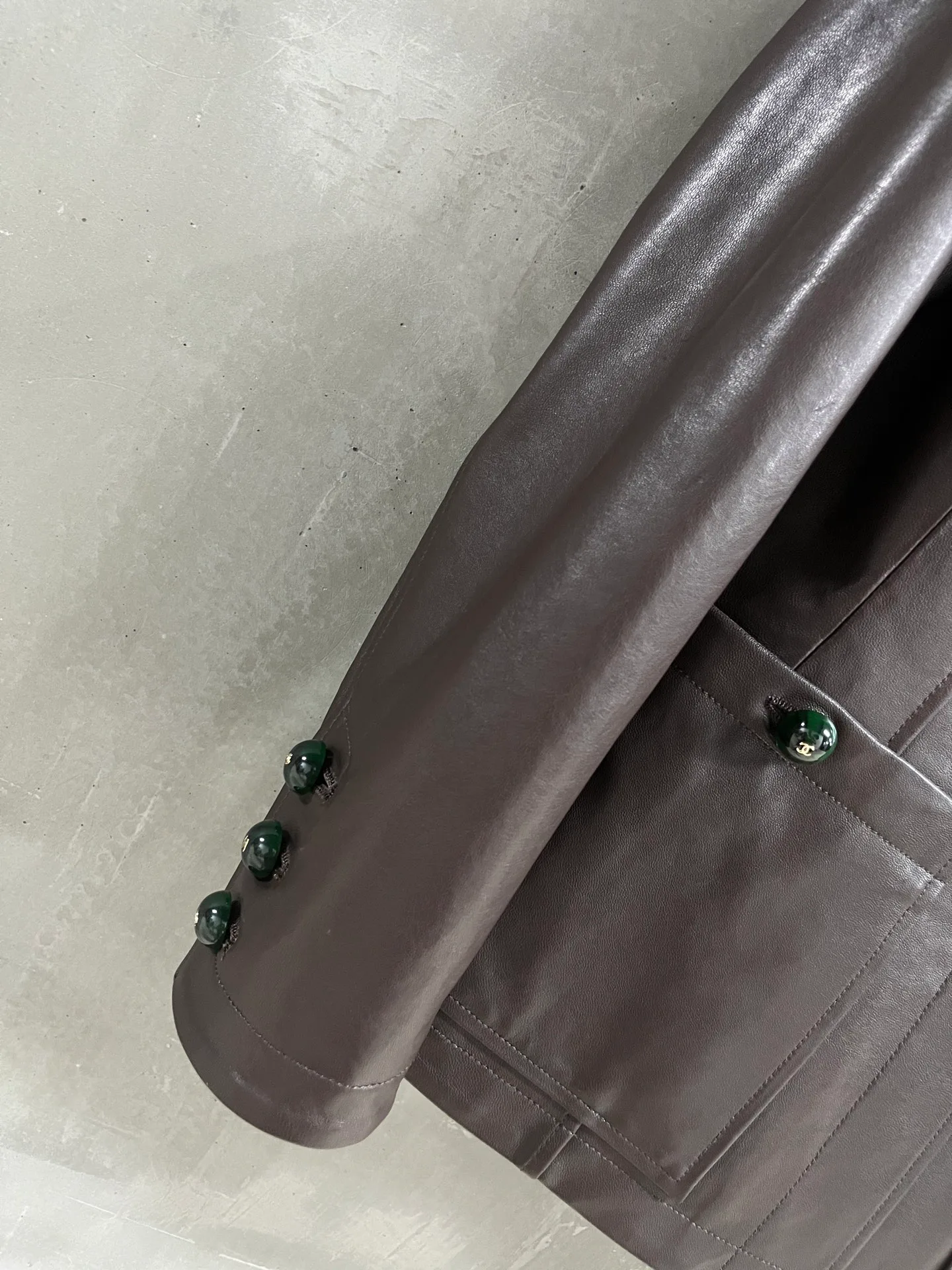 Women's Leather Jackets And Sheepskin Coats CHANEL 18172841
