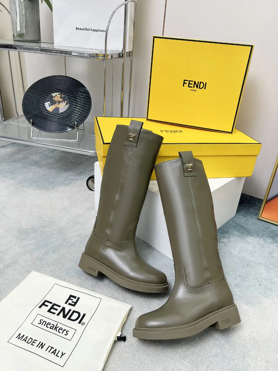 Women's Boots FENDI 18104309