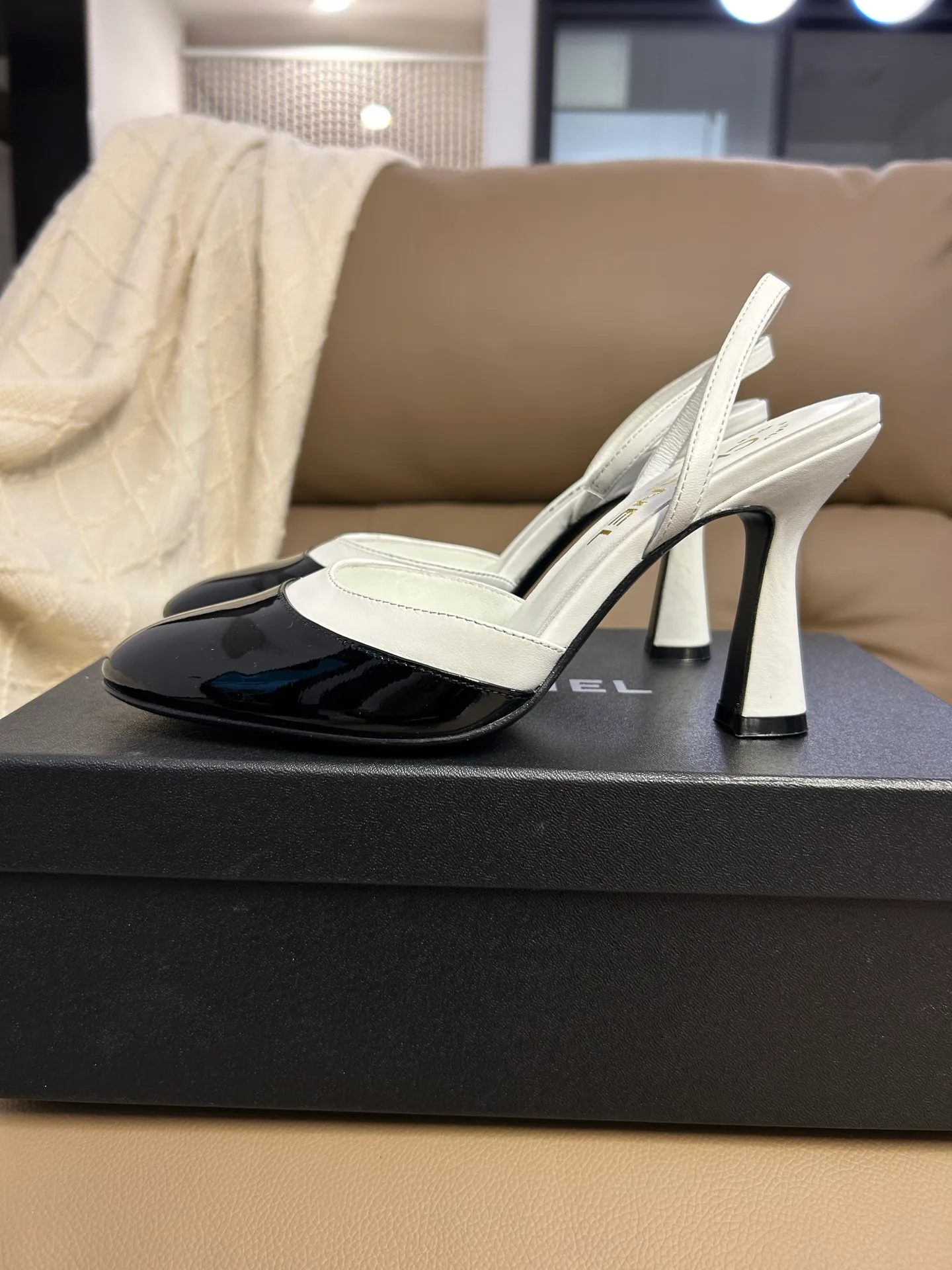 Women's Heels CHANEL 17510590