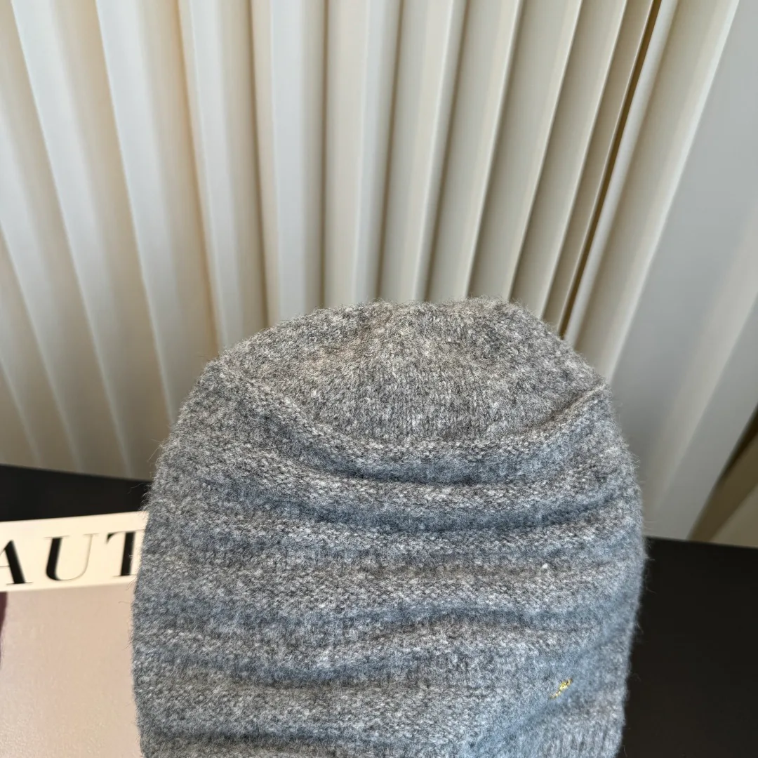 Hats CHANEL 18198462