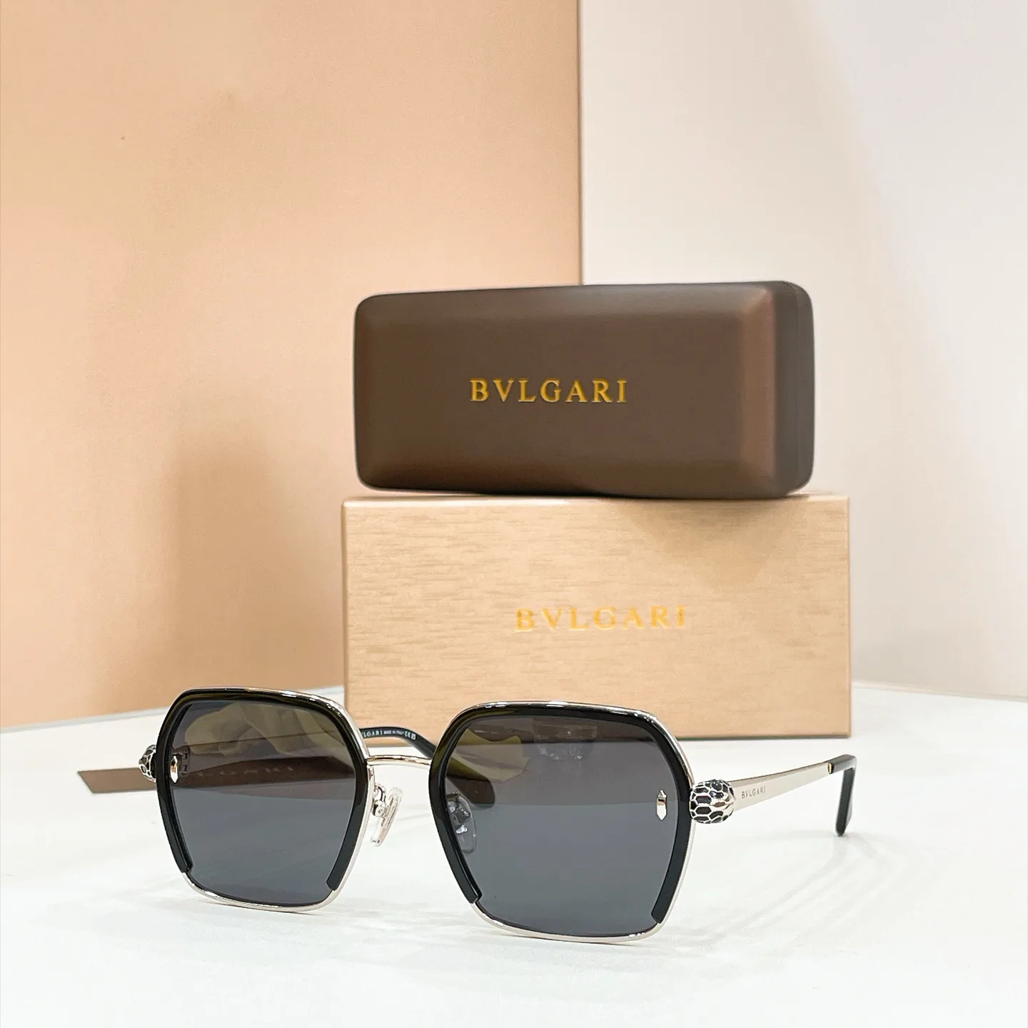 Glasses BVLGARI 17992529