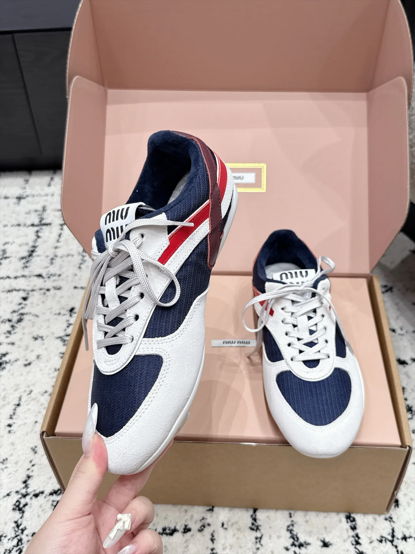 Women's Sneakers MIU MIU 18133265