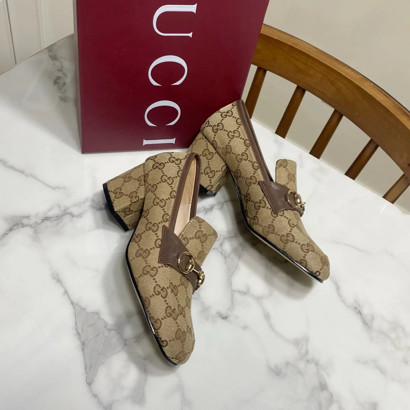 Women's Loafers And Moccasins GUCCI 17570585