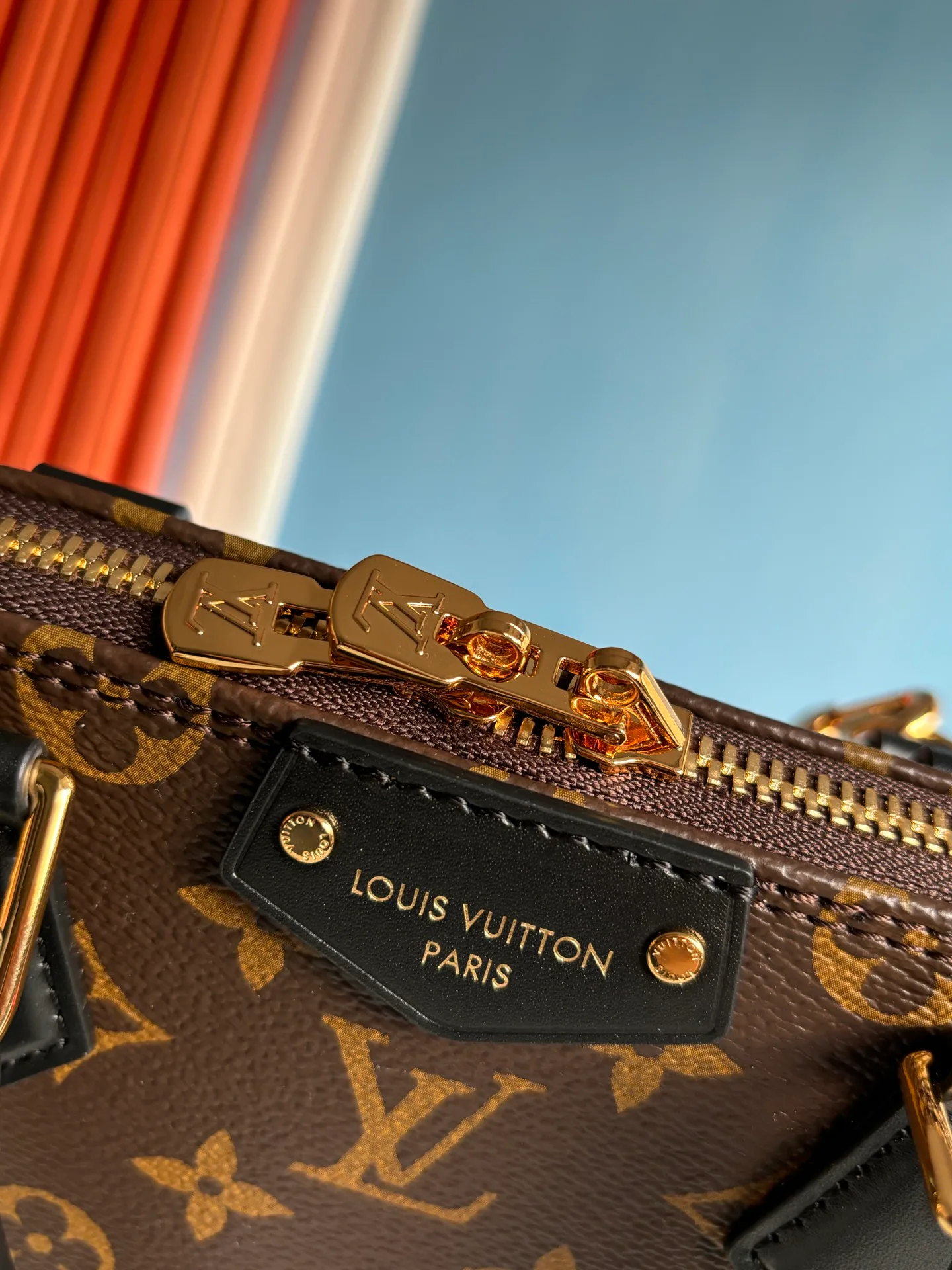 Women's Classic Handbags LOUIS VUITTON 17611240