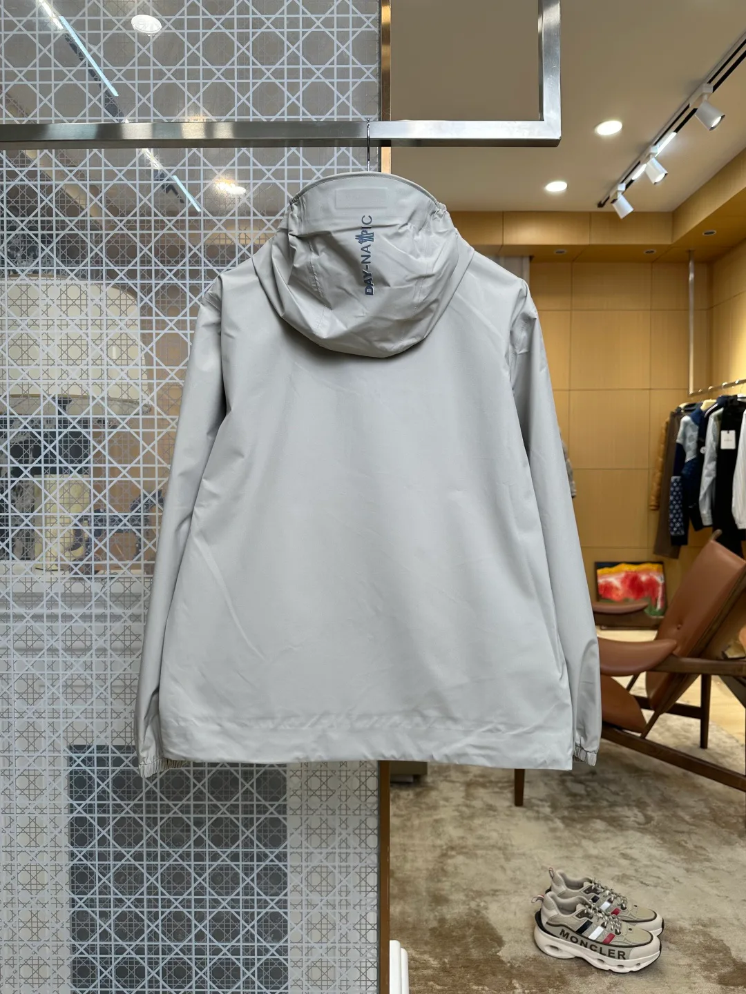 Куртки И Пуховики Мужские Moncler 18662974