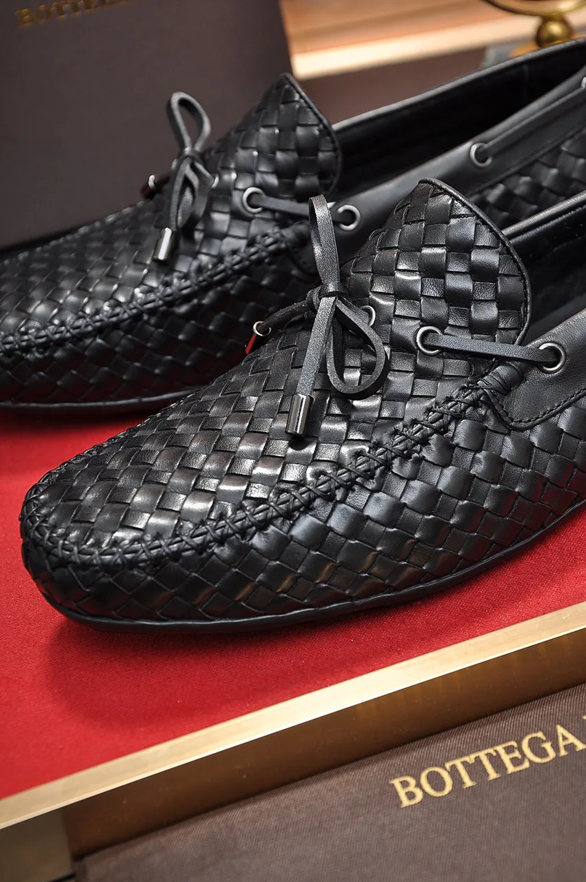 Men's Loafers And Dress Shoes BOTTEGA VENETA 18262193
