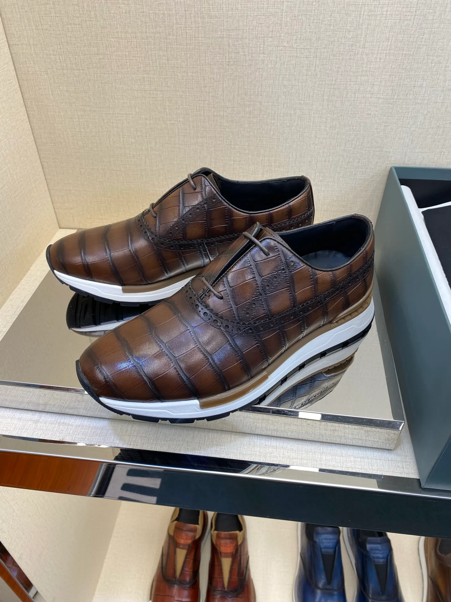 Men's Loafers And Dress Shoes BERLUTI 17971917