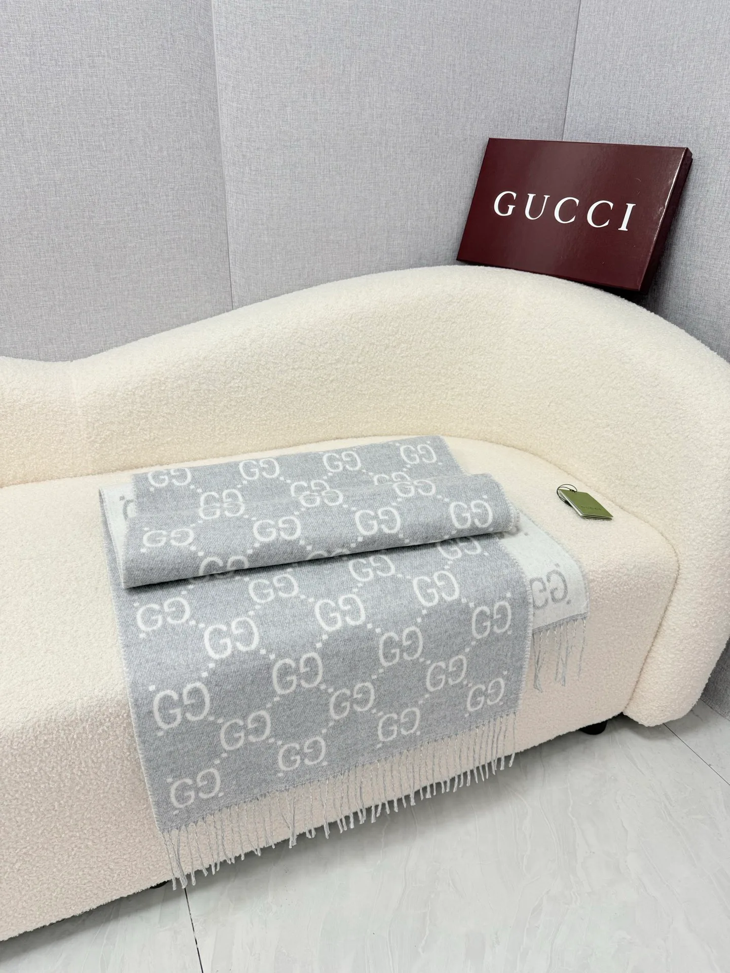 Scarves GUCCI 18275015
