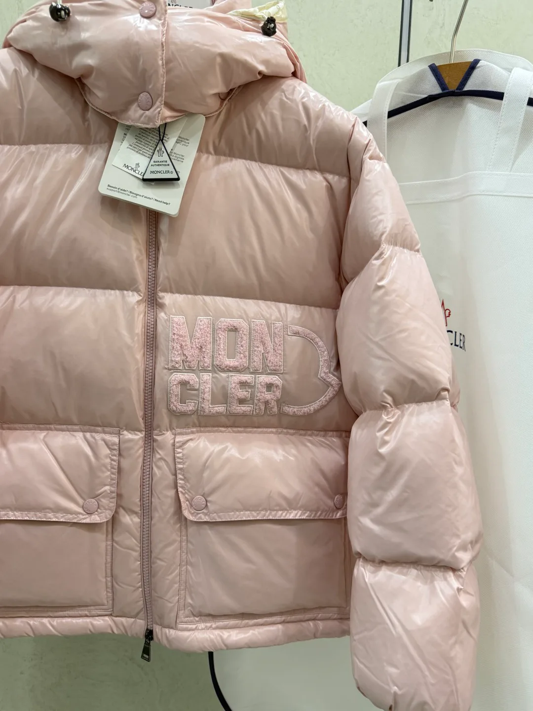 Куртки И Пуховики Мужские Moncler 18683792
