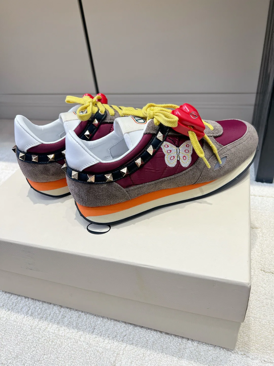 Women's Sneakers VALENTINO 18436567