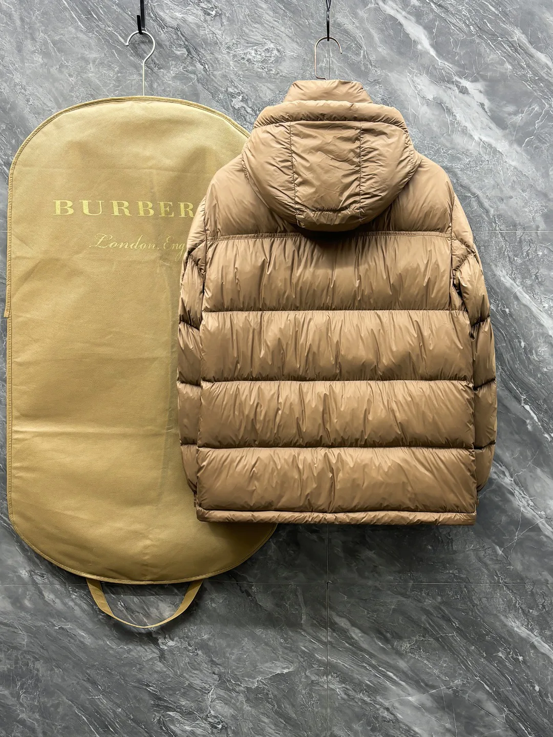 Men's Jackets And Down Jackets BURBERRY 16994590