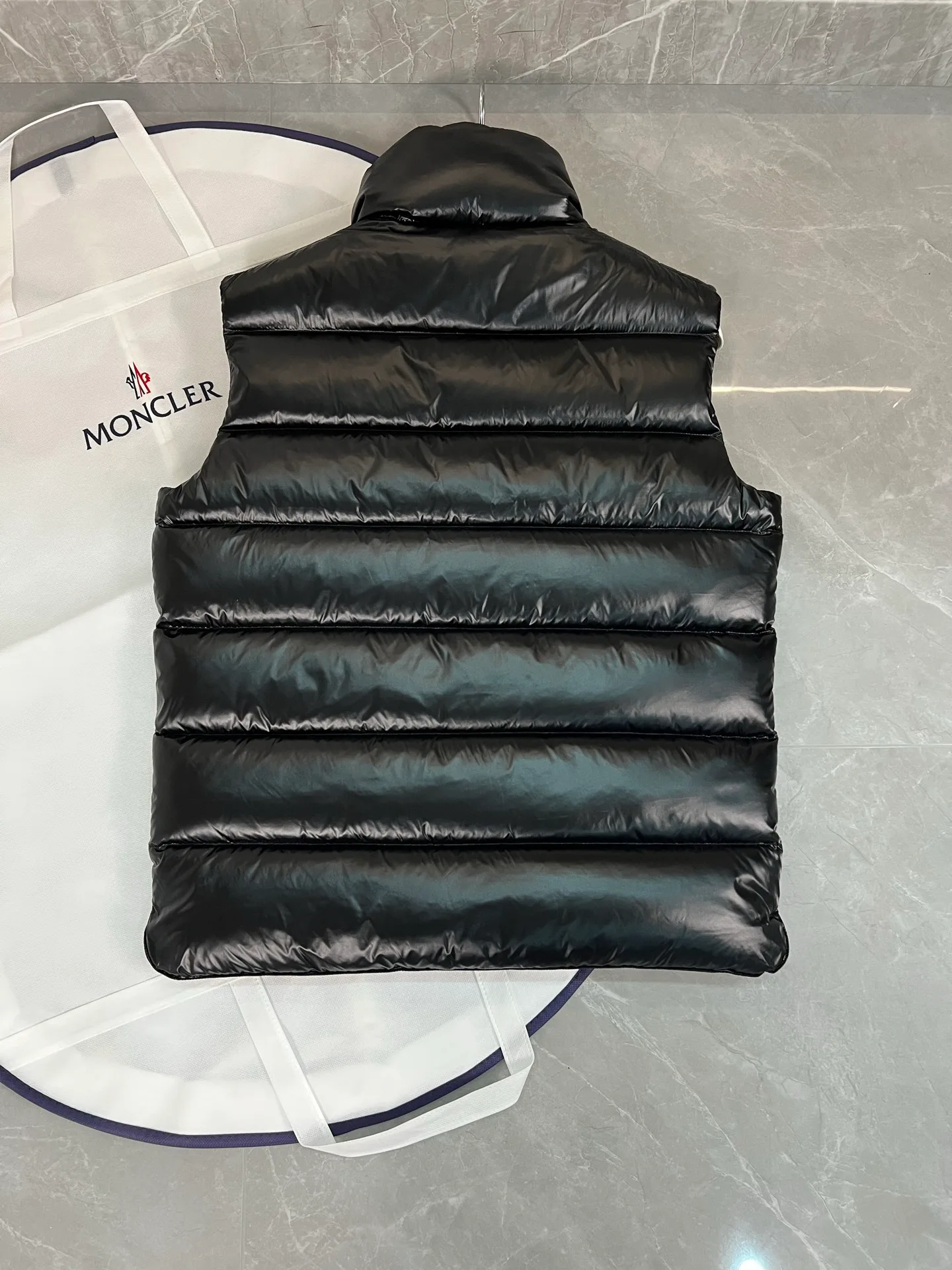Women's Vests MONCLER 18111357