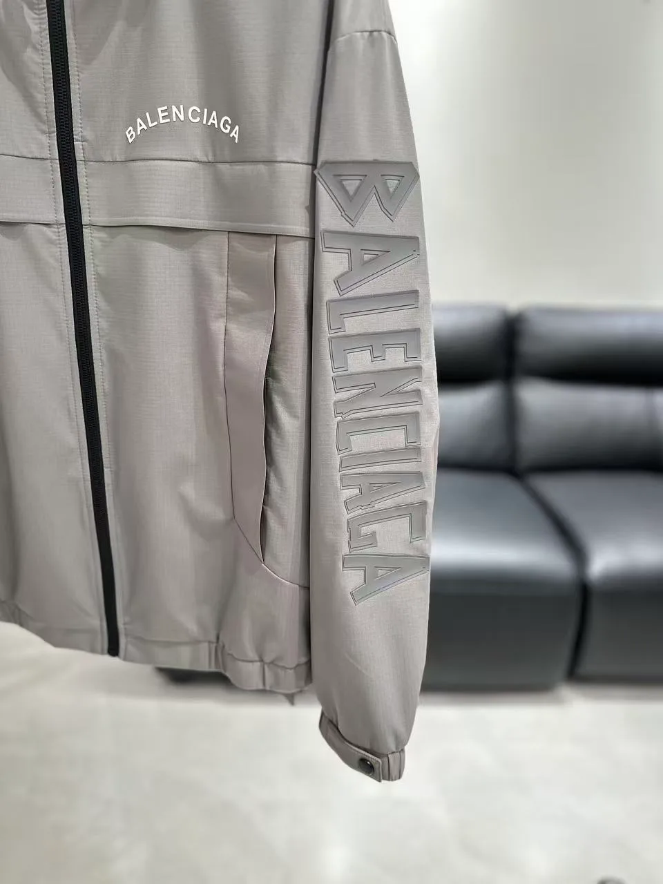 Women's Jackets And Down Jackets BALENCIAGA 17944124