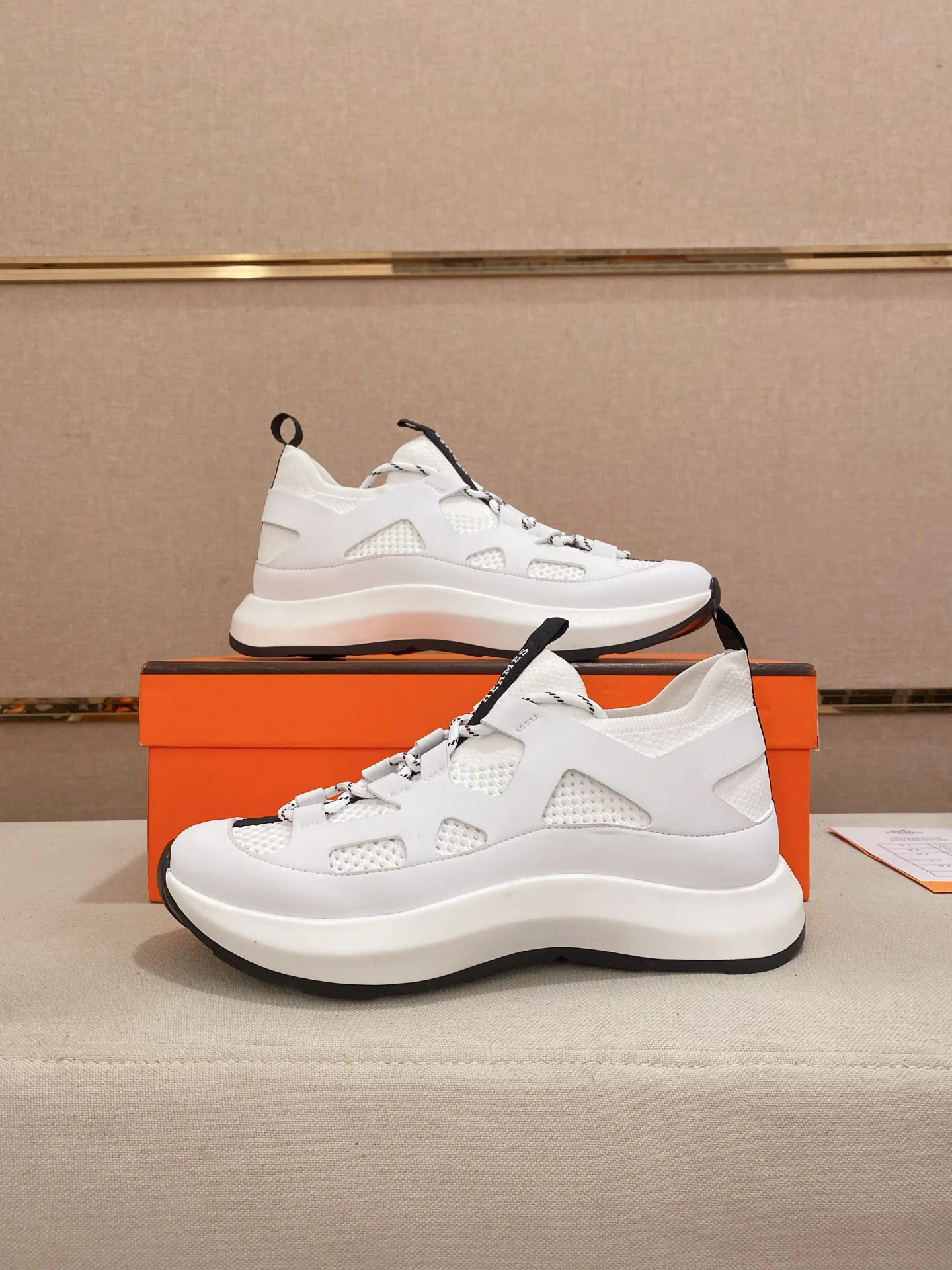 Men's Sneakers HERMES 17955136