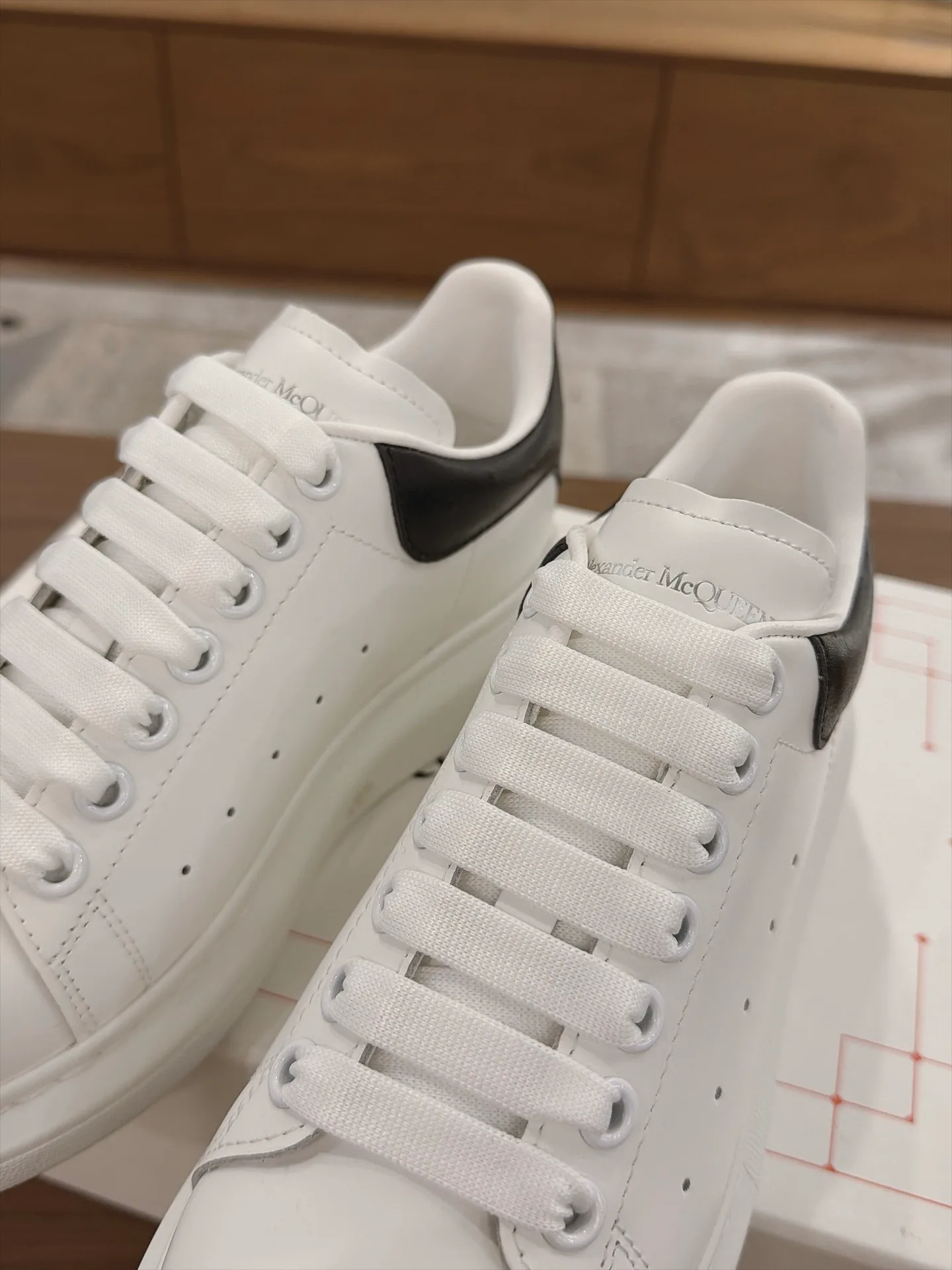 Women's Sneakers ALEXANDER MCQUEEN 18159790