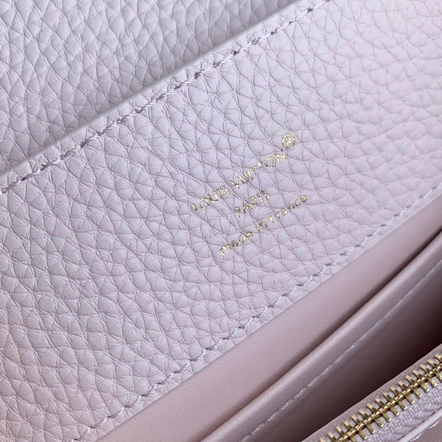 Women's Classic Handbags LOUIS VUITTON 18147529