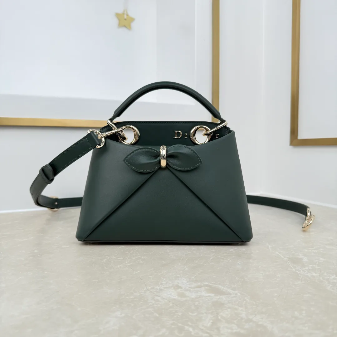 Классические Сумки Женские Christian Dior 18573949