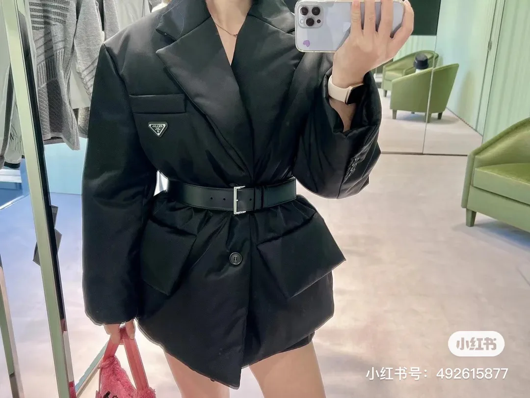 Women's Jackets And Down Jackets PRADA 18298614