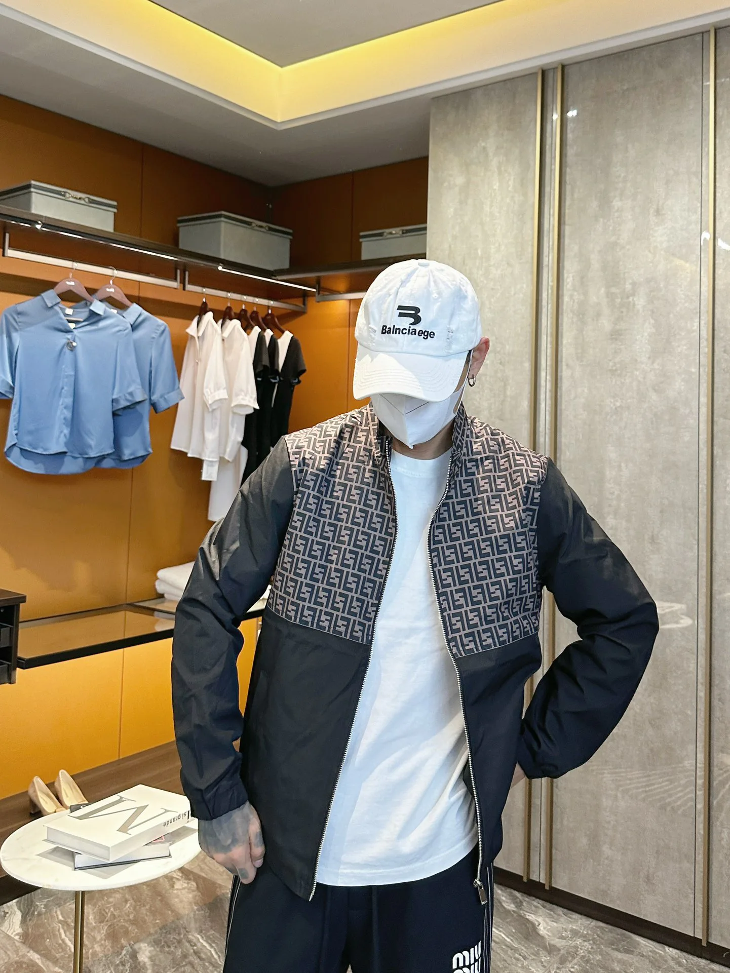 Men's Jackets And Down Jackets FENDI 18197270