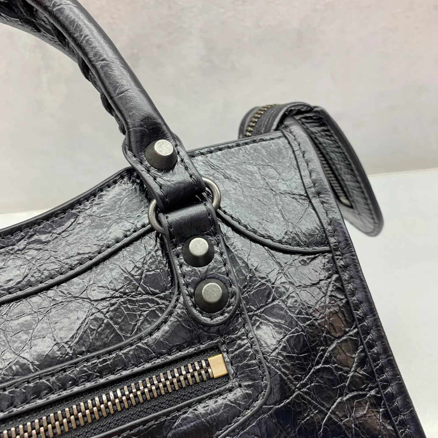 Women's Classic Handbags BALENCIAGA 18135976