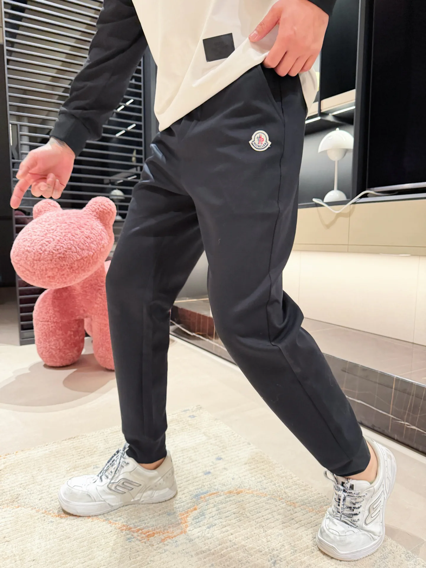 Men's Trousers MONCLER 18499744