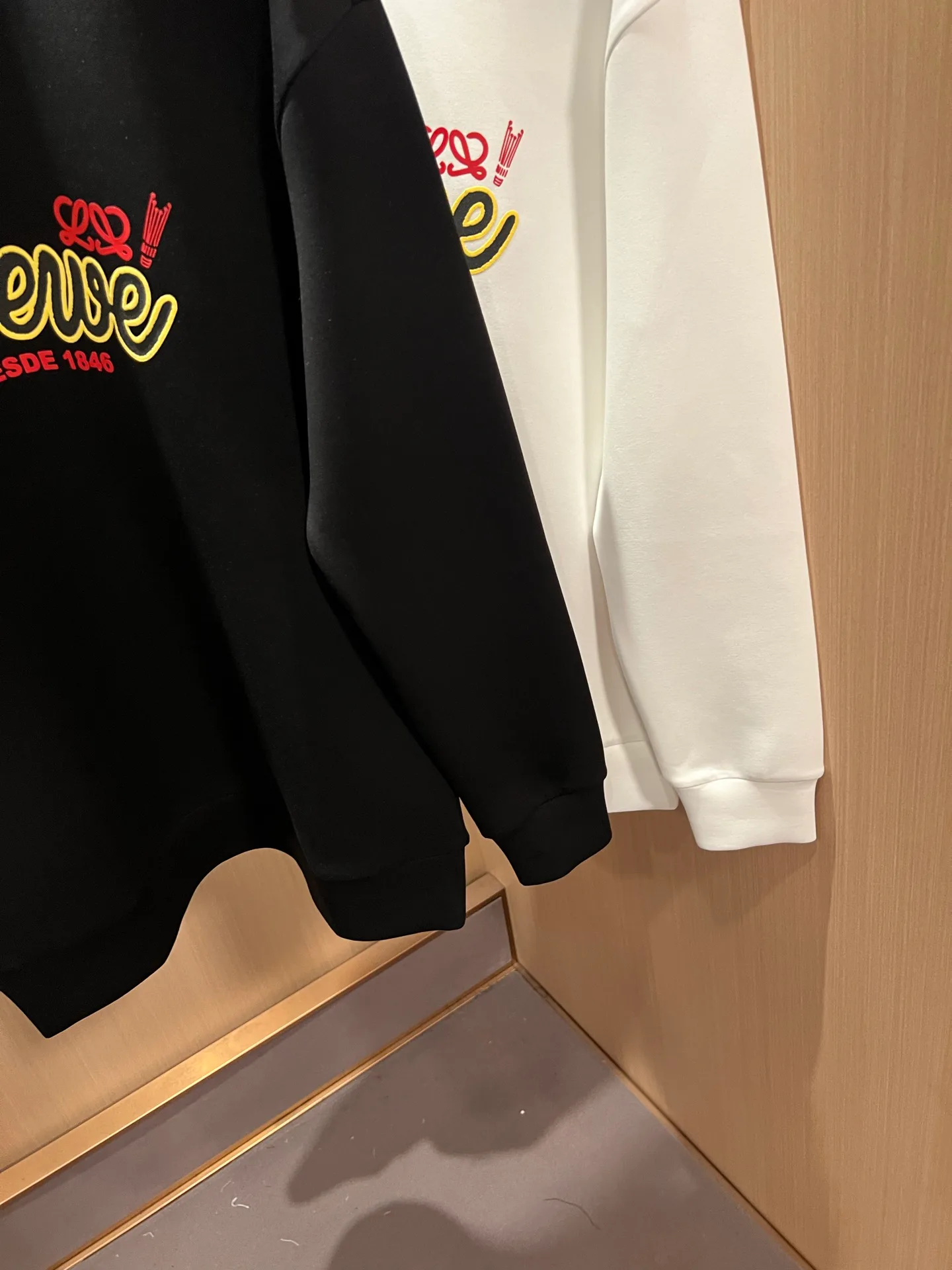Men's Sweatshirts And Hoodies LOEWE 18080897