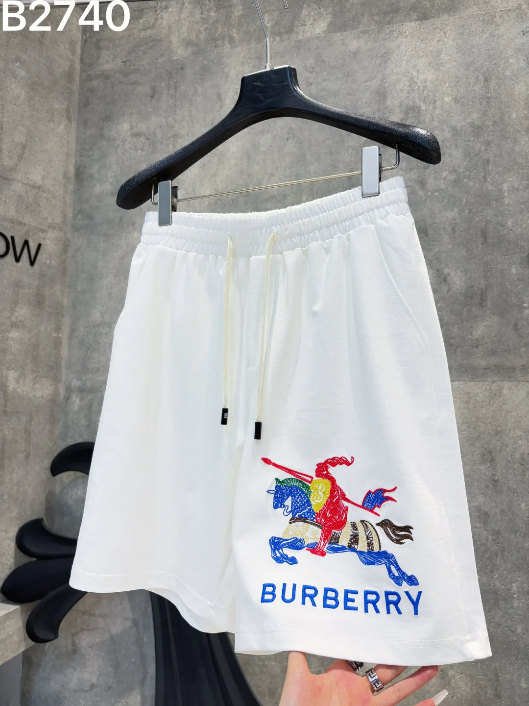 Men's Shorts BURBERRY 18000483