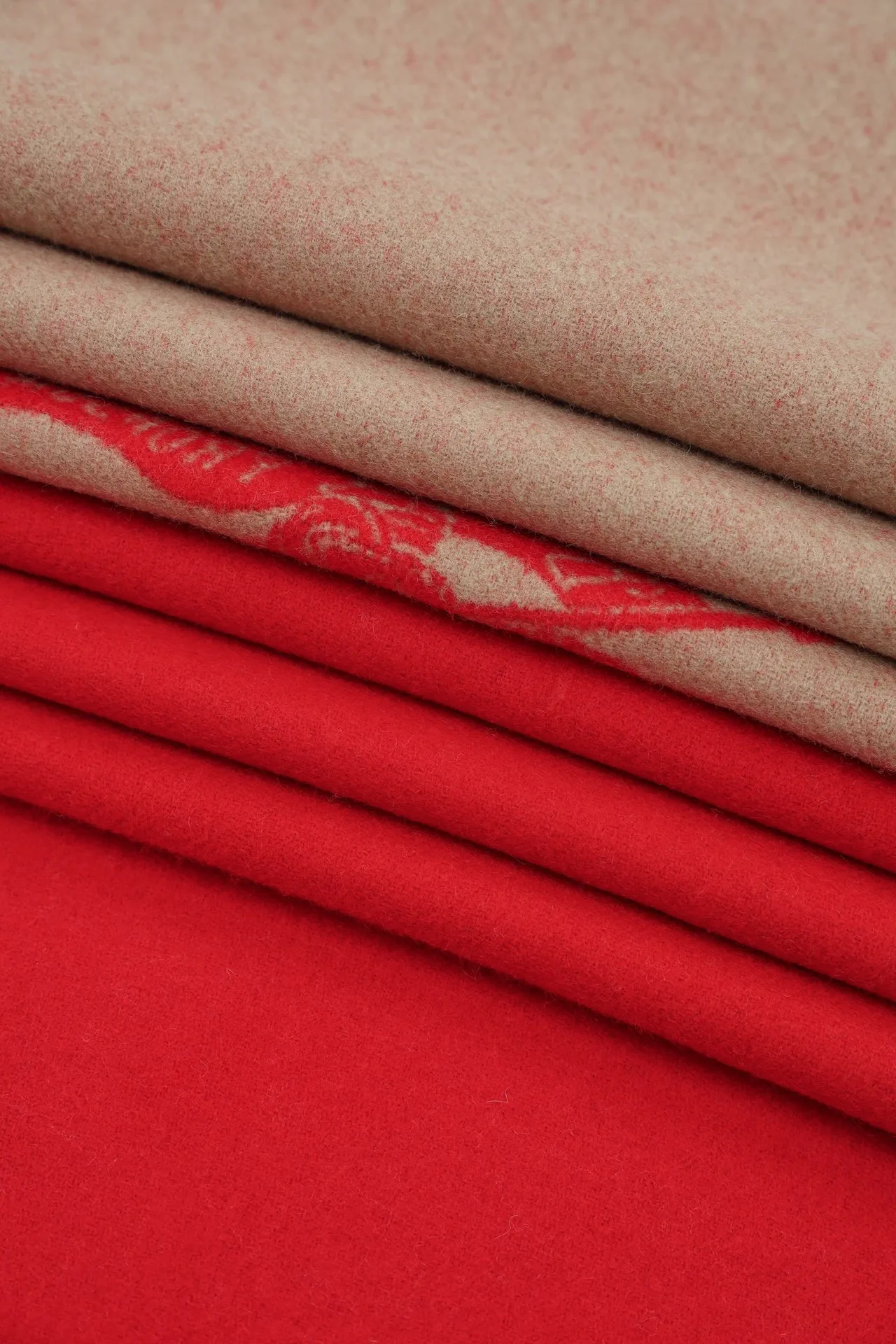 Scarves BURBERRY 18287758