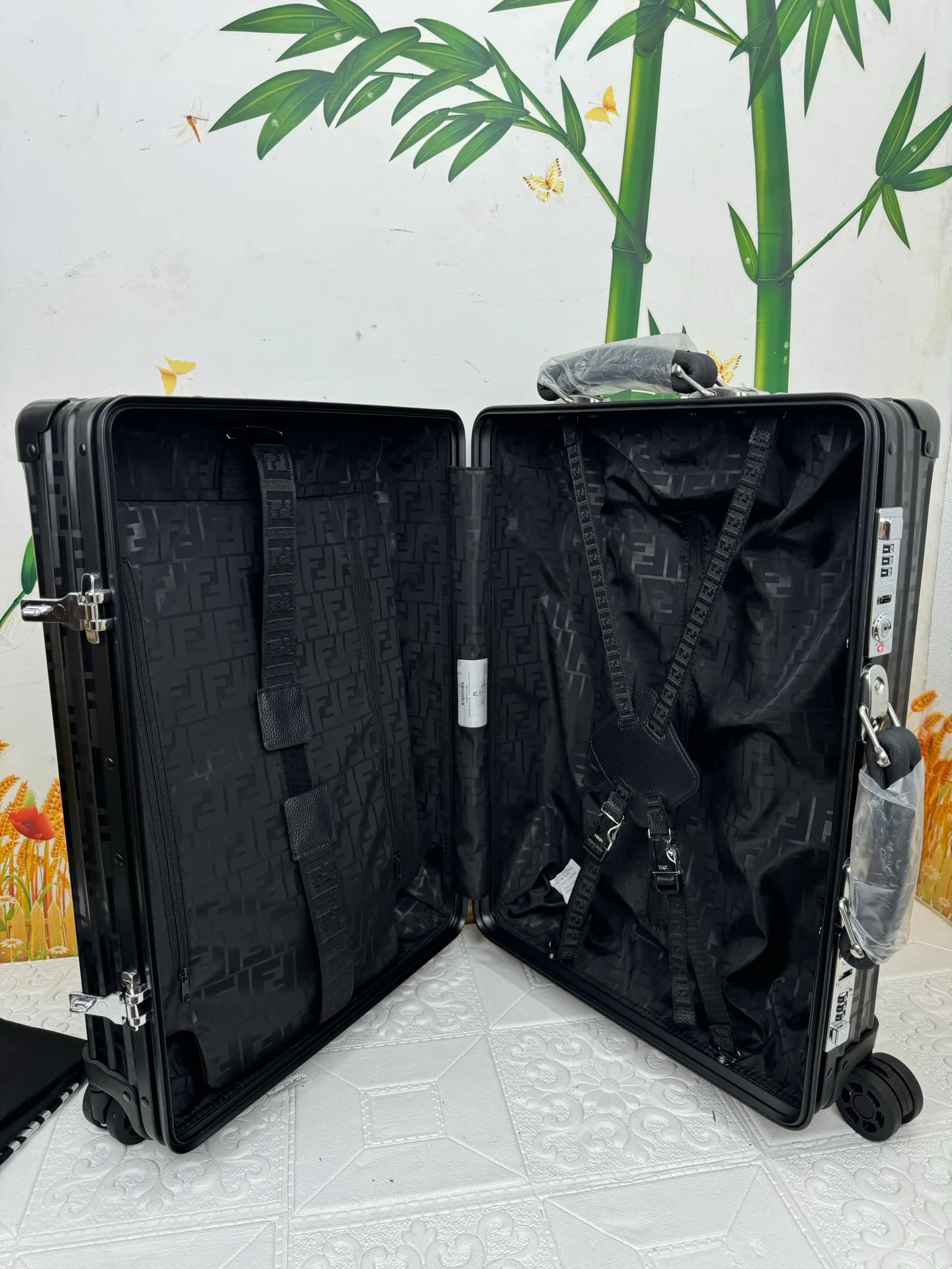 Suitcases RIMOWA 17186202