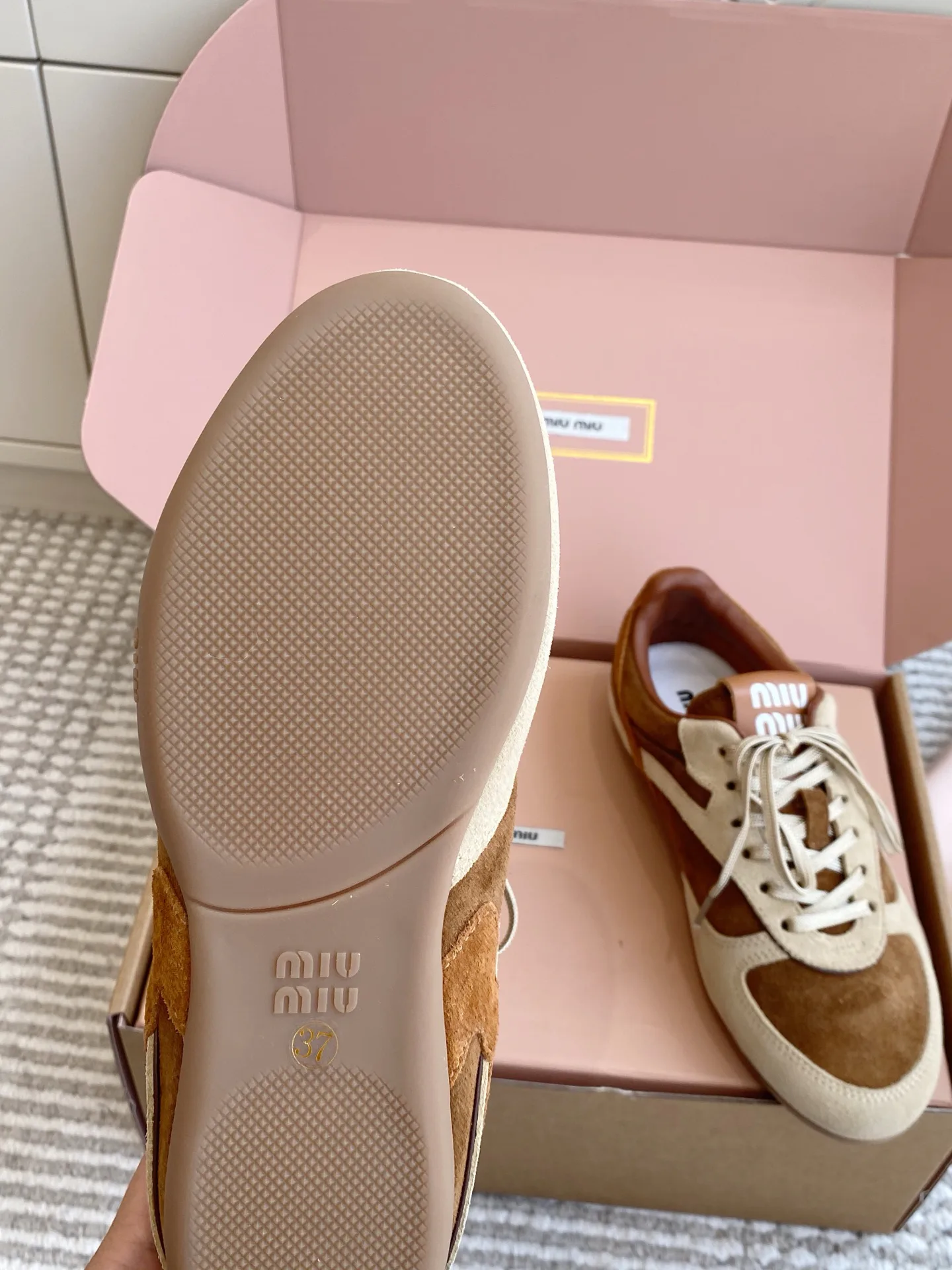 Women's Sneakers MIU MIU 18261274