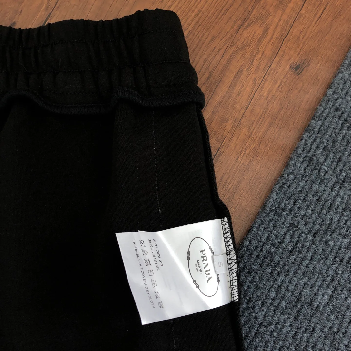 Брюки Мужские Prada 18589927