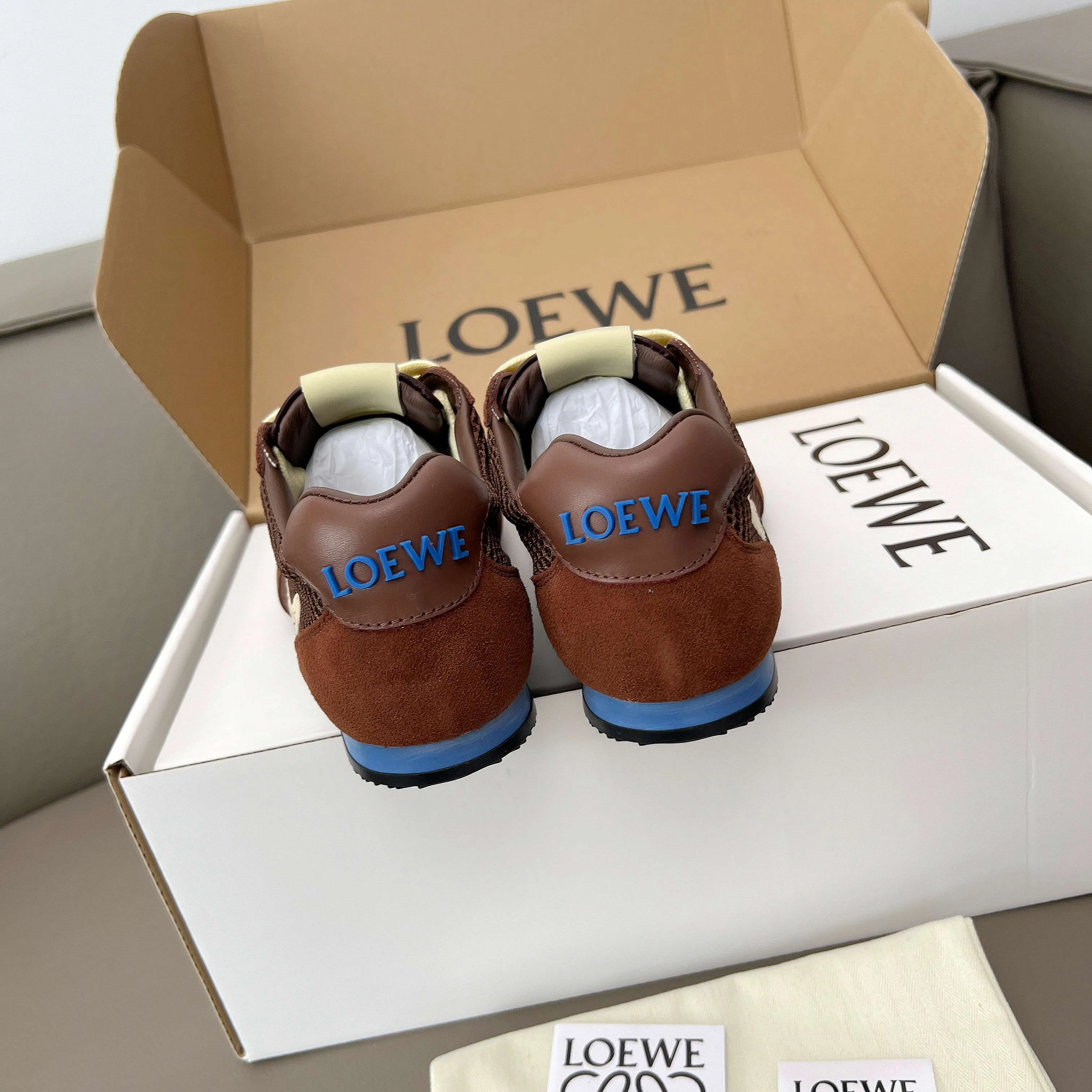 Women's Sneakers LOEWE 18011185