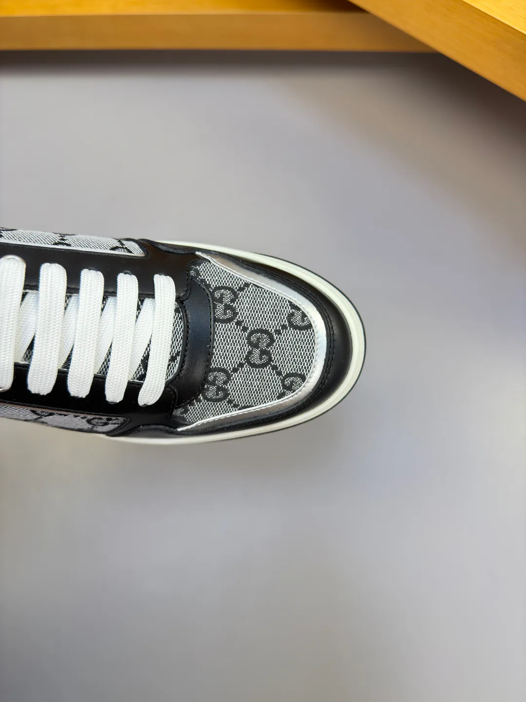 Men's Sneakers GUCCI 18142457