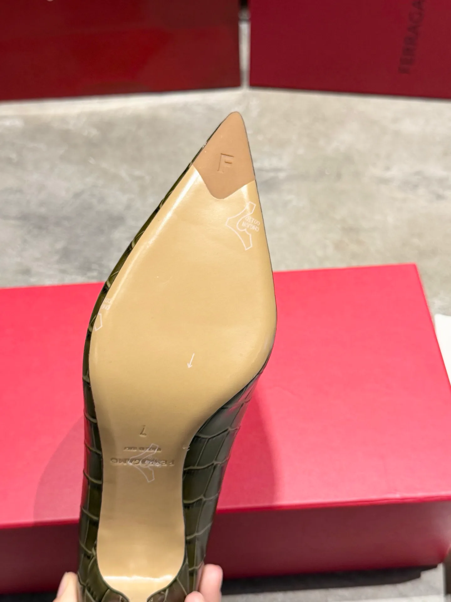Women's Heels SALVATORE FERRAGAMO 17897970