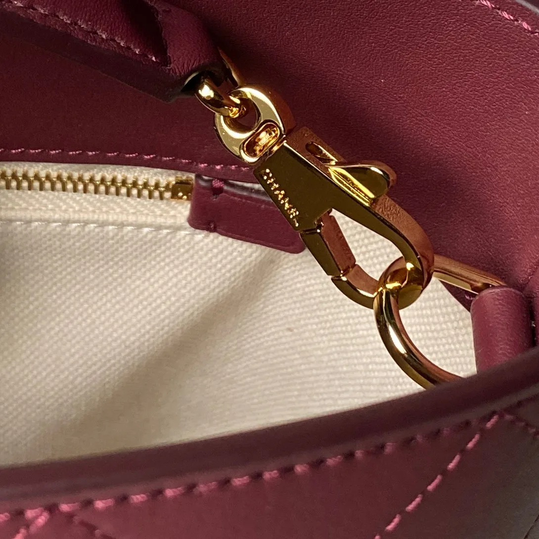 Women's Classic Handbags CHANEL 16990490