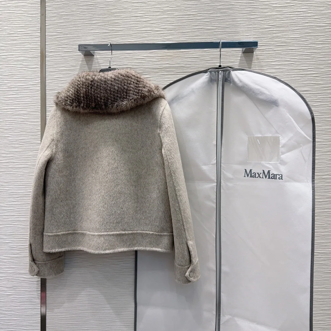 Women's Coats MAX MARA 18456297