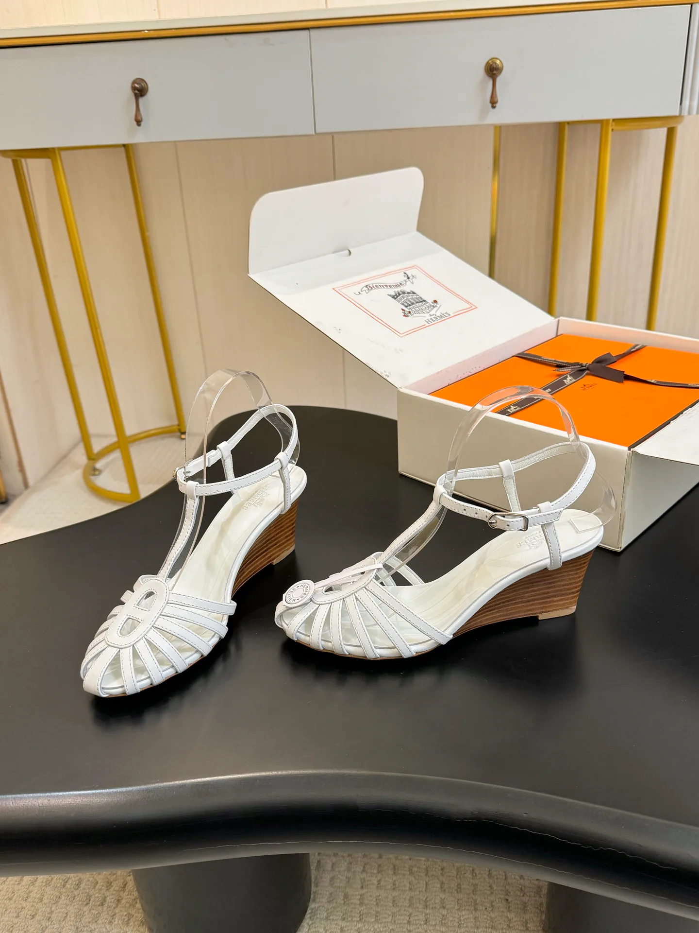 Women's Open-Toe Sandals HERMES 17617904