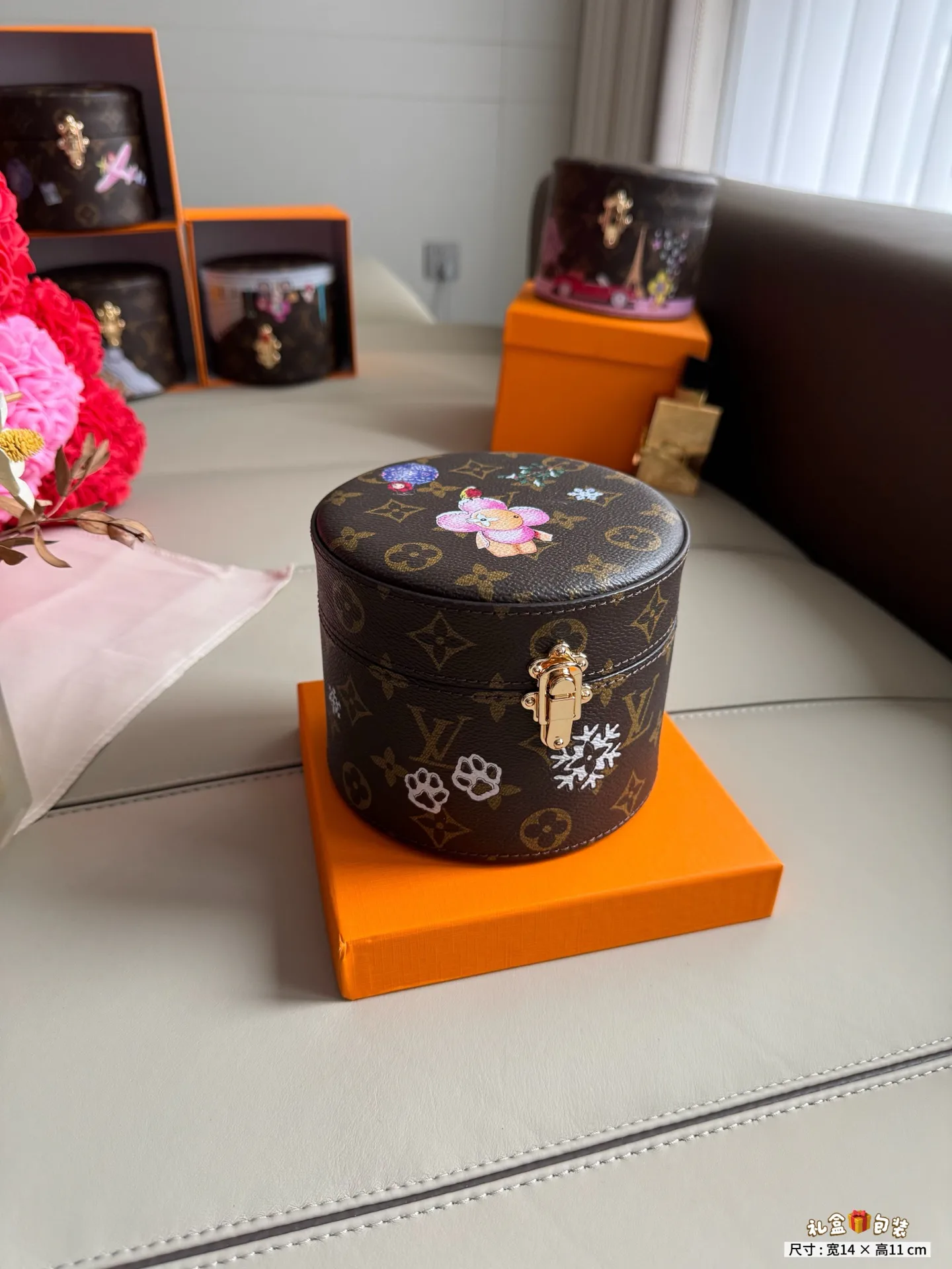 Textiles LOUIS VUITTON 18325435