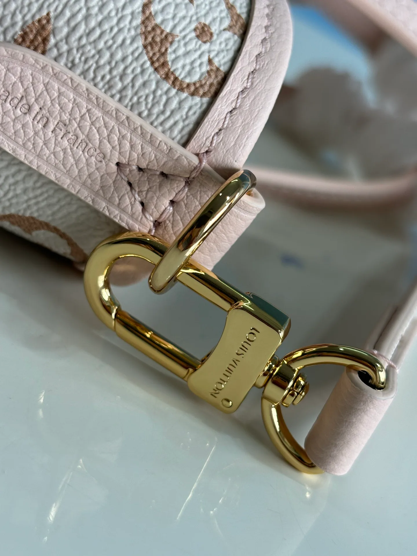 Women's Classic Handbags LOUIS VUITTON 17801294