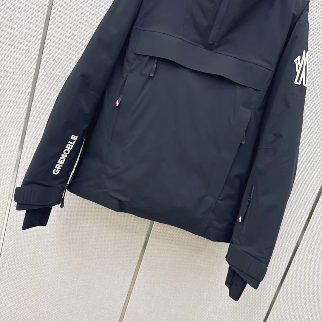 Men's Jackets And Down Jackets MONCLER 18106105